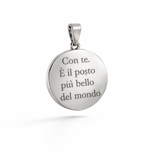 CIONDOLO INCISO "CON TE. È IL POSTO..."