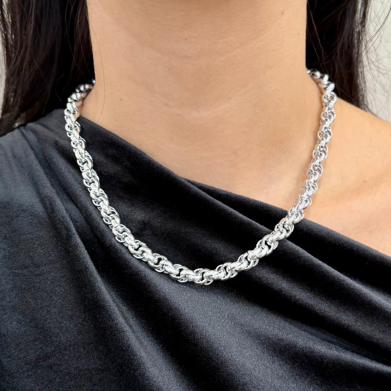 COLLANA TORCION MEDIA